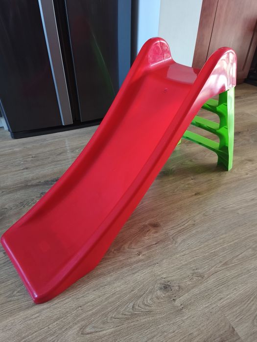 Zjeżdżalnia dla dzieci