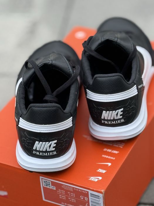 Сороконожки Nike Premier III TF [AT6178-010] оригінал