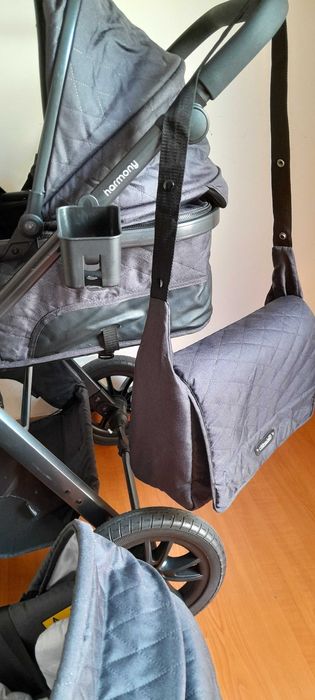 Carrinho de Bebê Completo (C/ Moisés e Bebê Conforto) - Ler Descrição