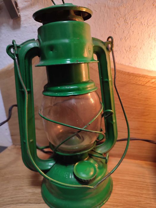Lampa naftowa stara Retro