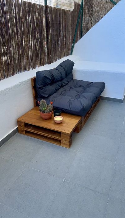 Sofa e mesa de paletes varanda/terraço/jardim