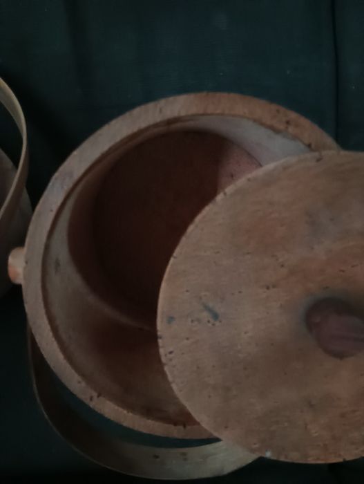 Vendo 2 ( baldes ) de cortiça