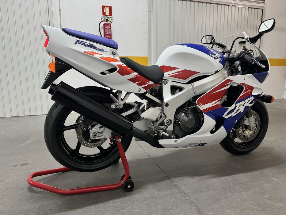 Honda CBR 900 RR Fireblade SC28