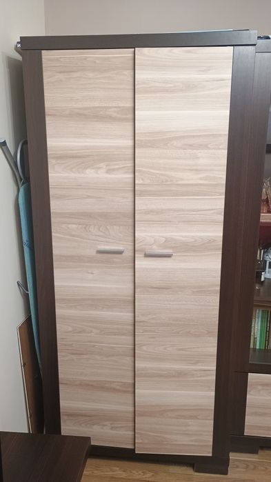 Szafa ubraniowa 185 cm