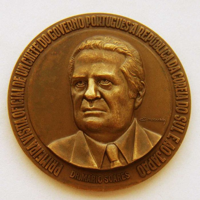 Medalha Bronze Dr. Mario Soares Visita Coreia do Sul