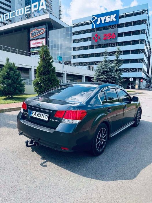 Subaru Legacy полная комплектация газ Е-4