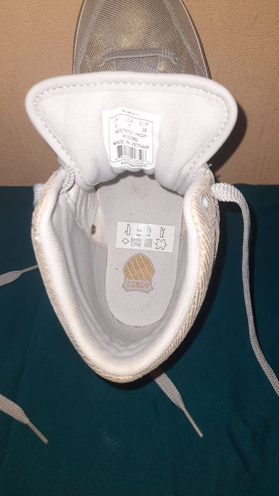Жіночі високі кеди бренду K-Swiss