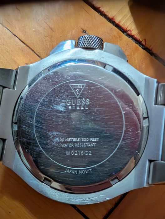 Продам часы Guess W021 w0218g2