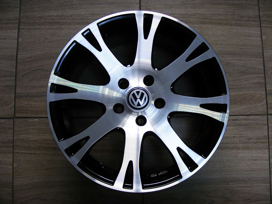 Диски R17 VW Passat Audi A4 A6 Skoda Superb Seat Merc C,E-Klass 5/112