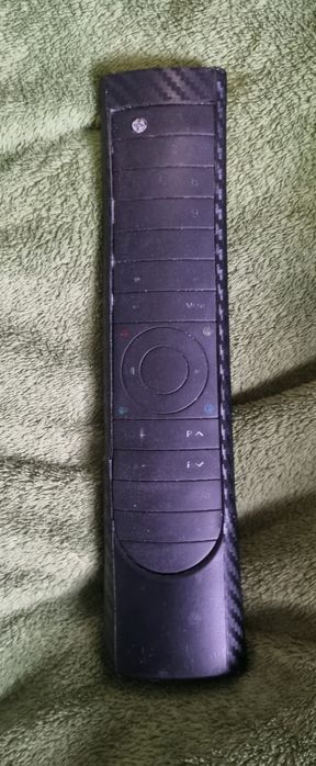 Продам  Smart телевизор  24" Satelit  24H9100ST