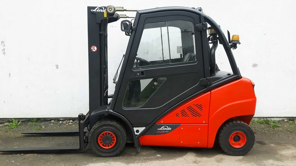 Wózek widłowy Linde H25D Triplex