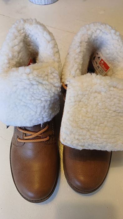 Botas rieker castanhas novas, com etiqueta