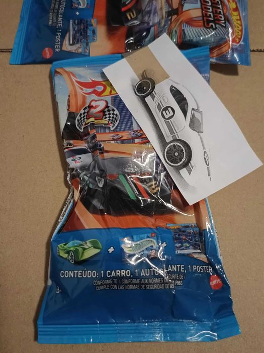Hot Wheels z 2021 roku Mystery models Porsche Cayman S