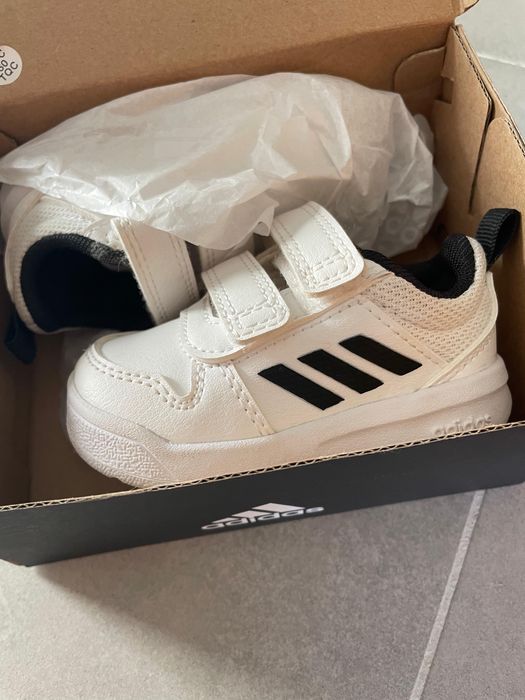 Calçado sapato tenis bebe infantil criança