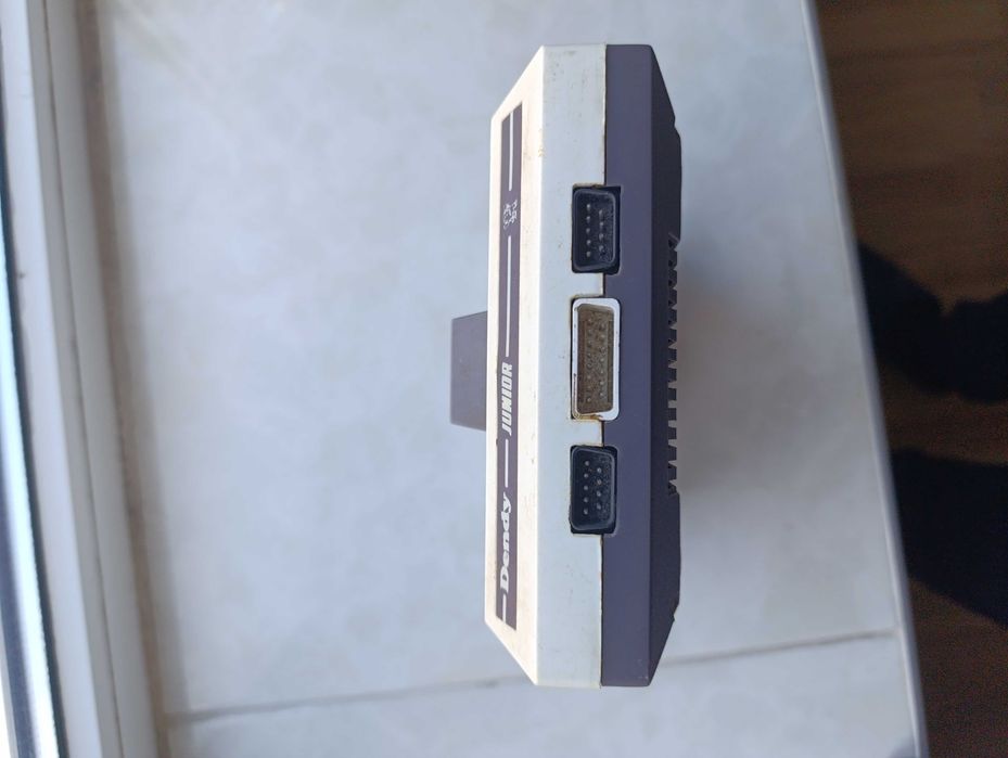 Игровая приставка Денди Юнион Dendy Junior. 90х років. Дешево. Торг.