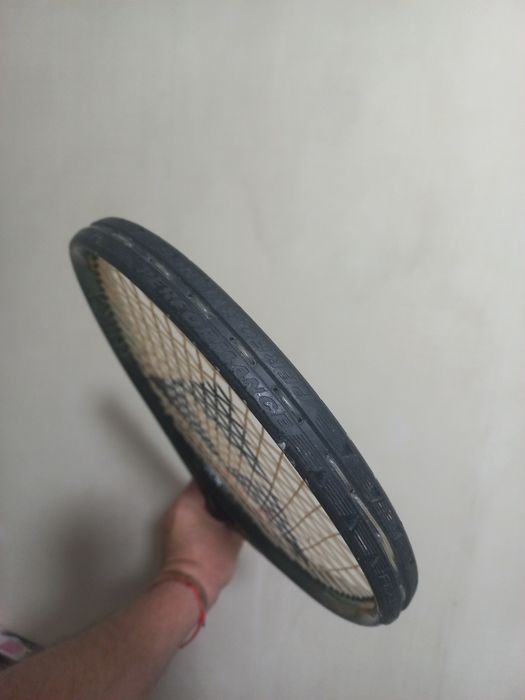 Теннисная ракетка Fischer  б,у в отличном состоянии