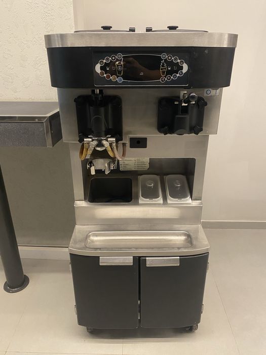 Фрізер  C602 комбо Морозиво + Коктель Фризер Мілкшейк