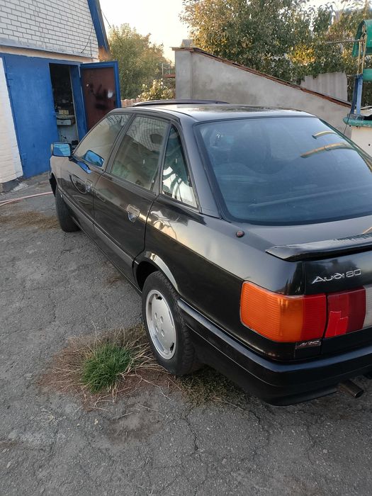 Продам Audi 80 B3 1.8S