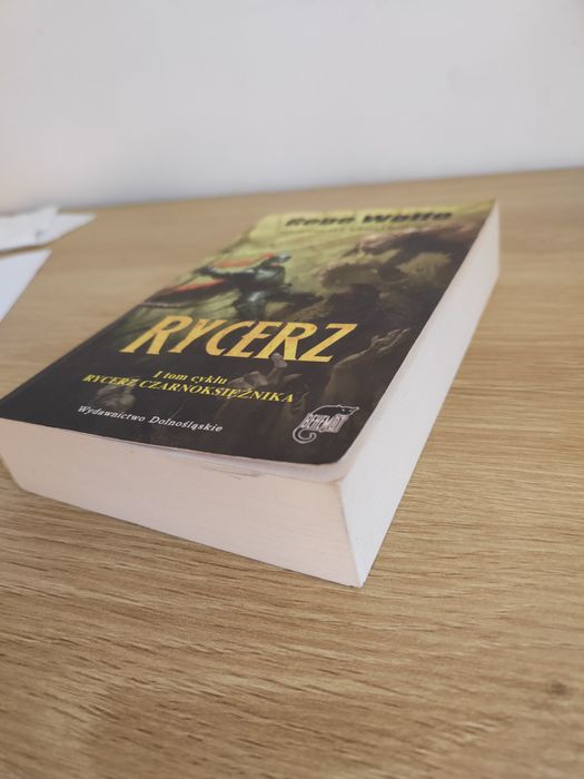 Gene Wolfe "Rycerz" cykl Rycerz Czarnoksiężnika t.1