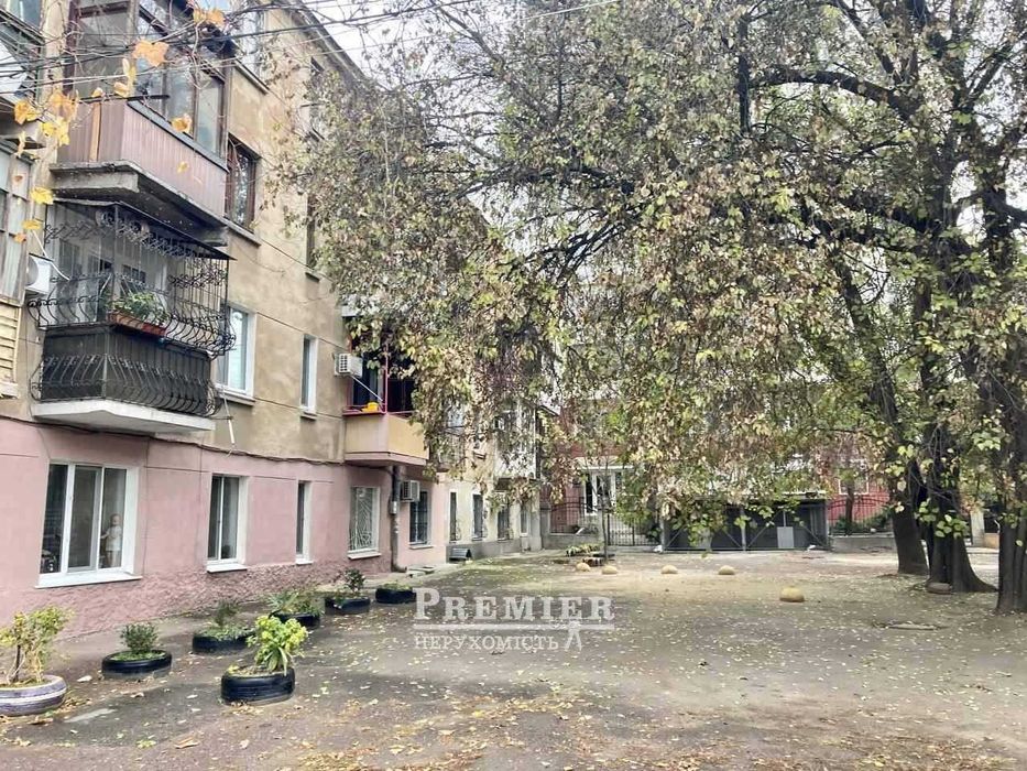 Продам 2-х ком квартиру рядом с парком Шевченко.