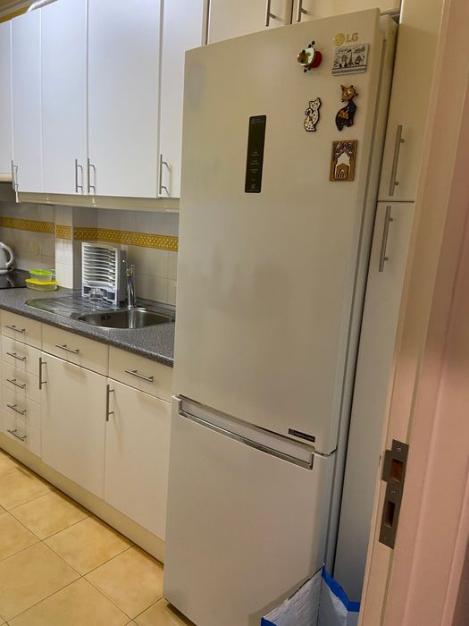 Cozinha diversos electrodomesticos
