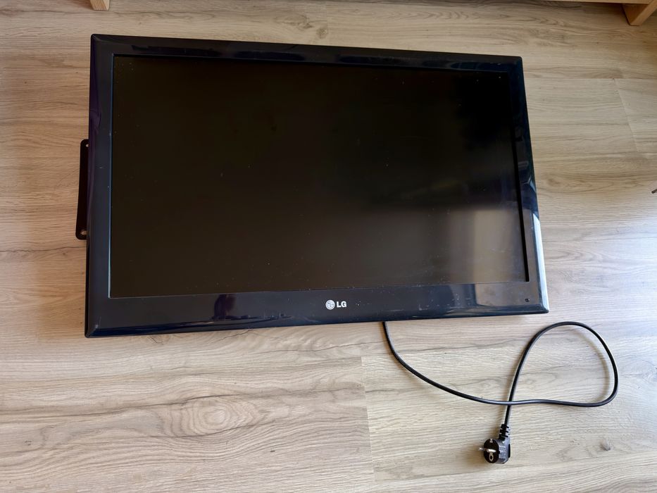 Telewizor LG 32LE3300