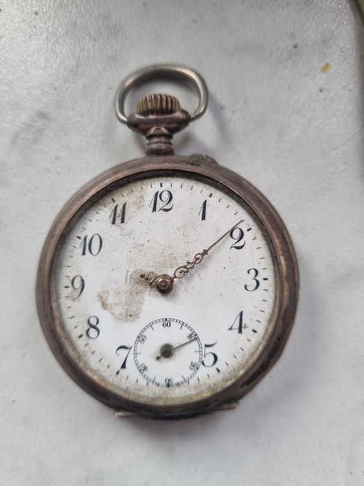 Stary zabytkowy zegarek kieszonkowy srebrny cuivre