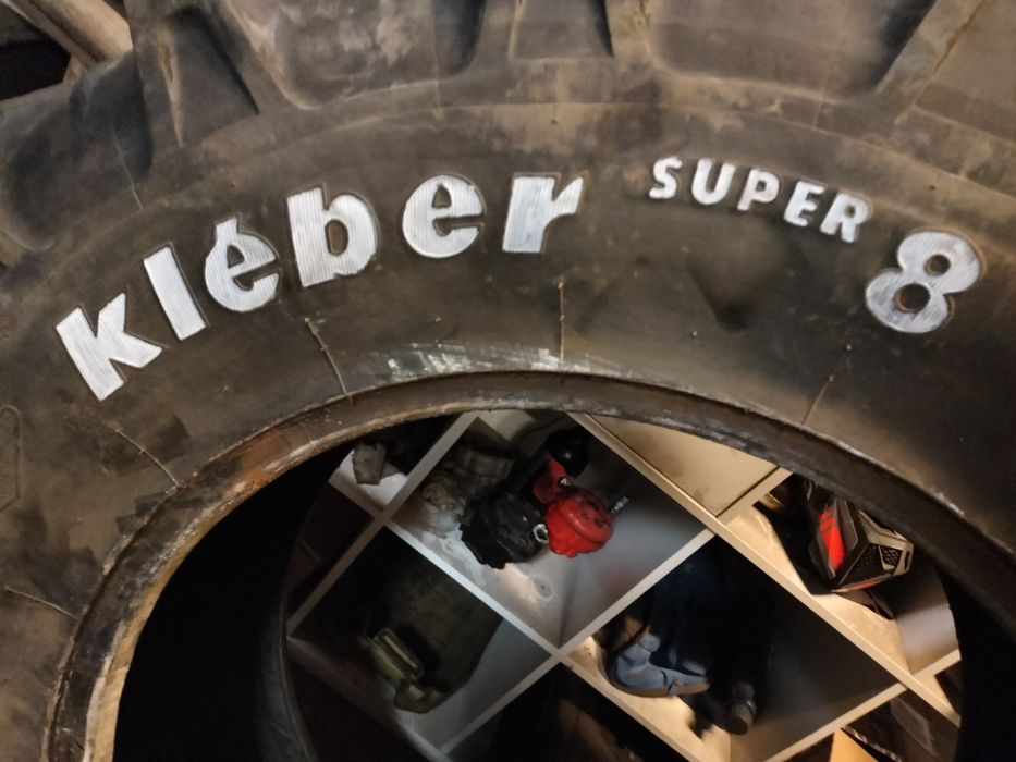 Opona kleber super8 16.9 r28