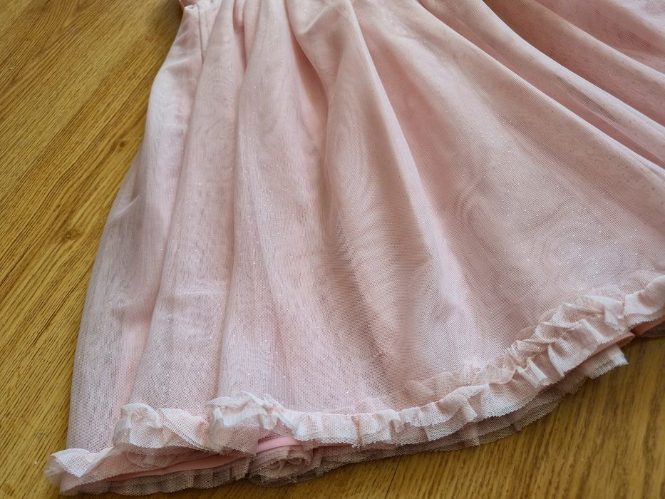 rozm. 122 H&M sukienka elegancka pudrowy róż tiul