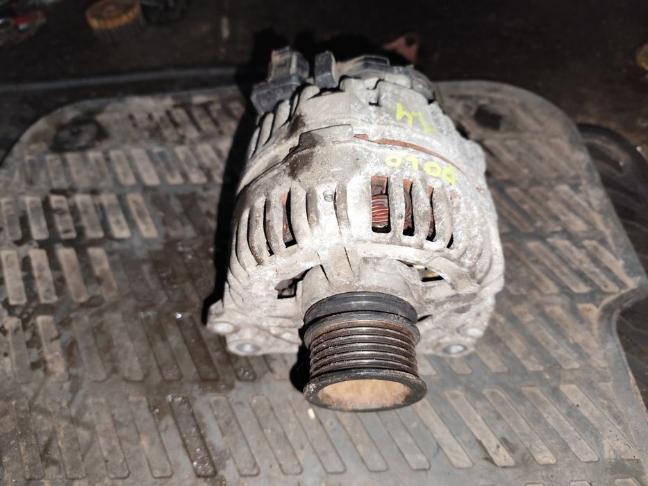 Alternator Skoda Fabia II VW Polo 9N 6R1  1.4 16v 037.903.025M