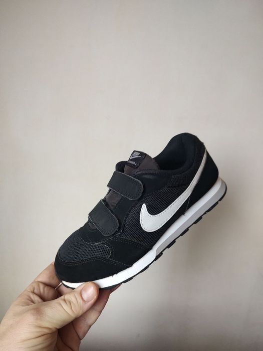 Кросовки Nike 35p мокасини хайтопи кросівки