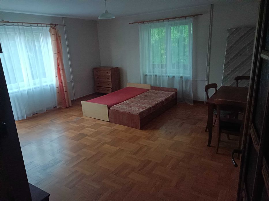 pokój 25m2 dla jednej lub dwóch osób, duży balkon, osiedle Ponikwoda, szybki internet UPC(PLAY)
