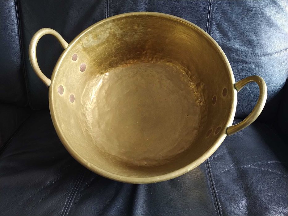 Antiga panela, tacho, alguidar, caldeira grande dimensão em cobre