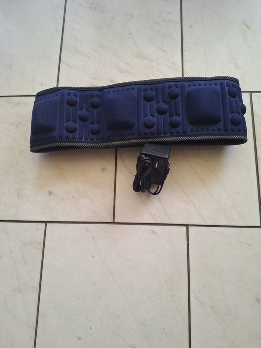 Pas masująco-odchudzajacy