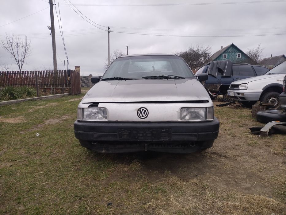 Пасат б3 2,0 бензин та 1,8