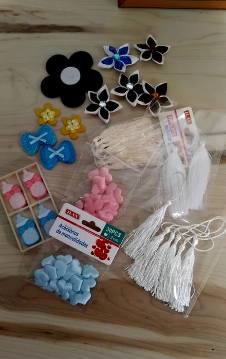 Conjunto de Apliques Variados para Artesanato