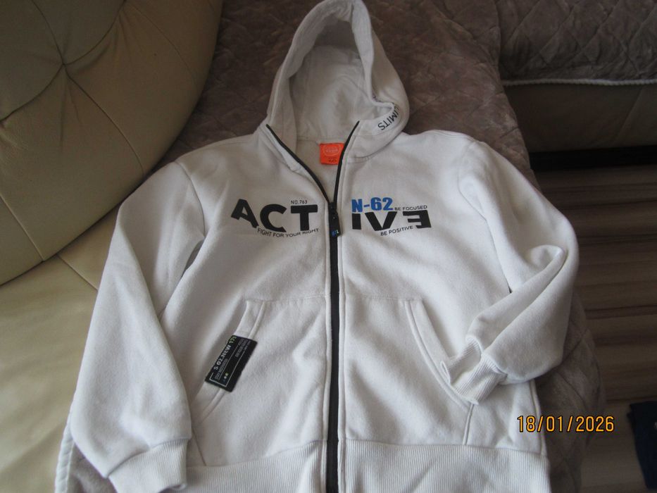 Zestaw ubrań dla chłopca 146 cm.