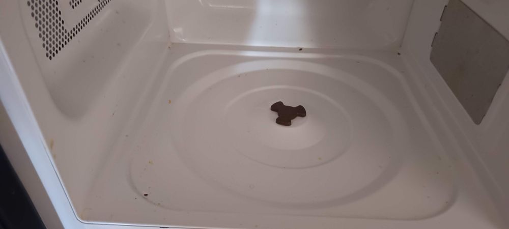 Microondas  metalizado