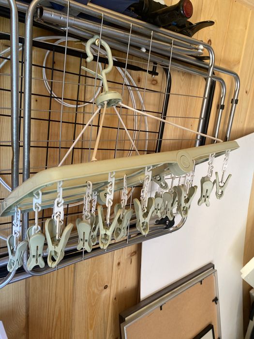 Suszarka na bieliznę, w pełni sprawna, zielona