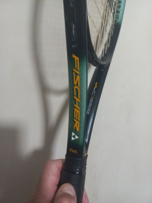 Теннисная ракетка Fischer  б,у в отличном состоянии