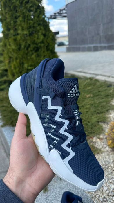 adidas don issue 2 - купити чоловіче взуття - Ціна на OLX.ua
