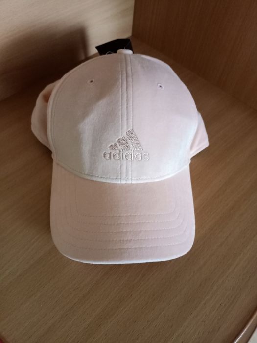 Кепка Adidas жіноча