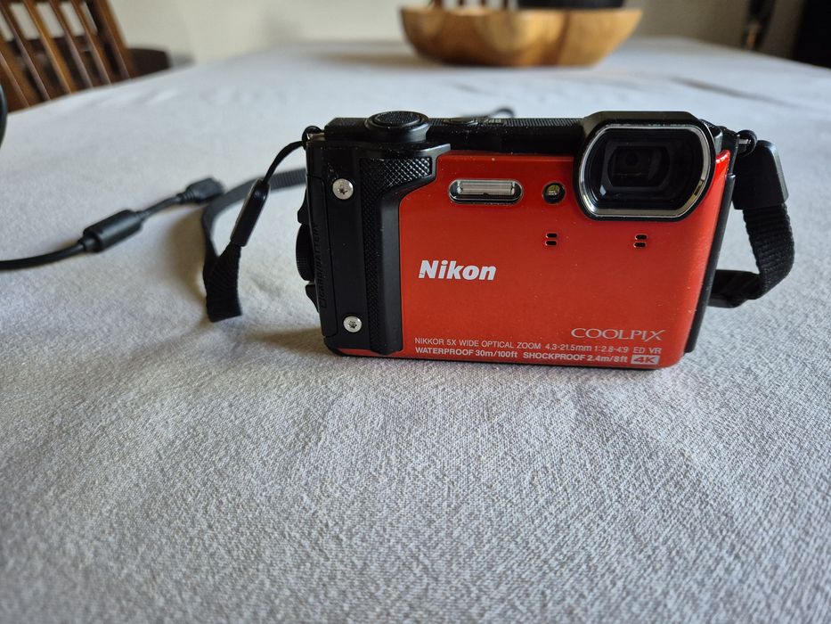 【ジャンク品】Nikon COOLPIX W300 トップカメラオンライン / 【中古】 ニコン(nikon) COOLPIX W300