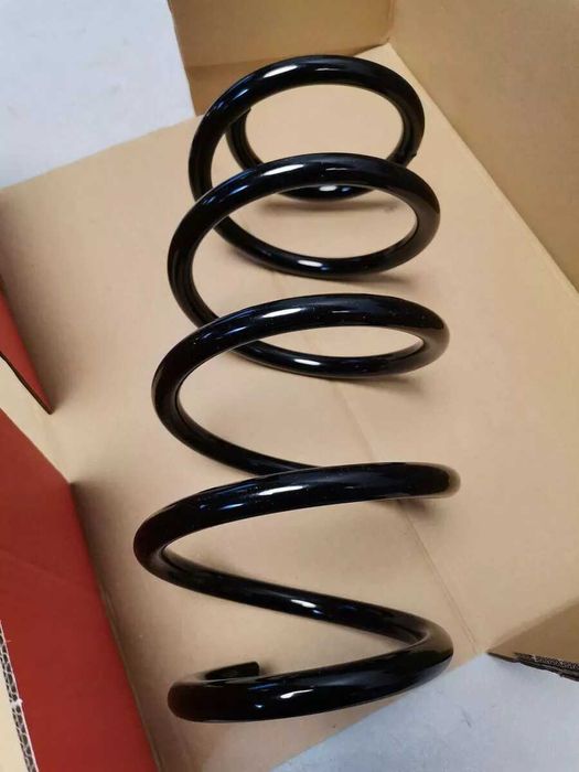 Новвя передняя пружина EIBACH R16026 подвеска Fiesta VI оригинал