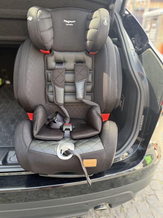 Автокресло CARRELLO Magnum