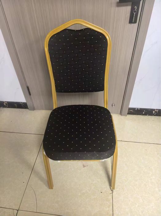 Krzesło bankietowe , restauracyjne , weselne, tapiecerowane