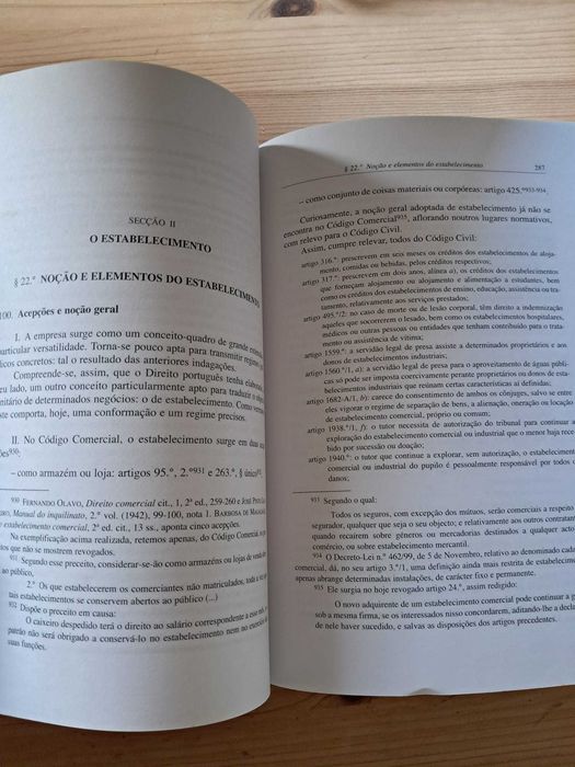 Manual de Direito Comercial - 2ª Edição - António Menezes Cordeiro