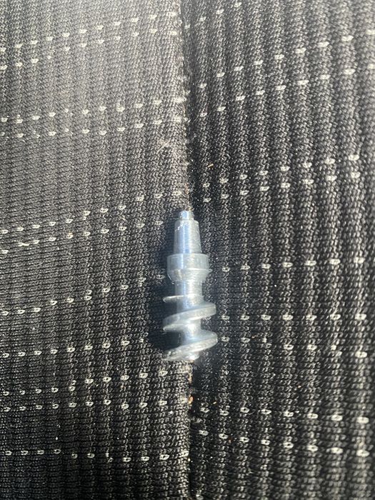 Мото шипы винтовые с сердечником