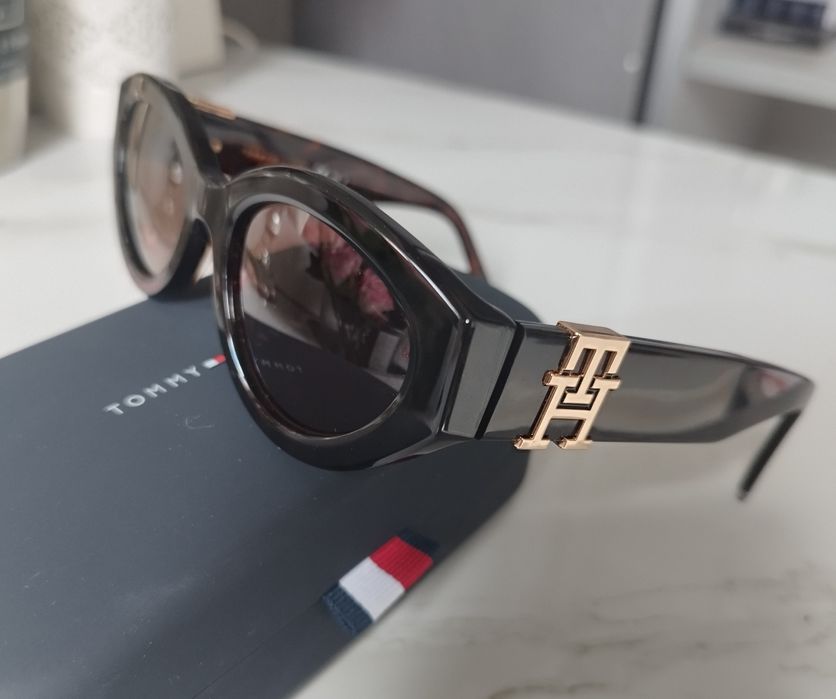 Óculos de sol Tommy Hilfiger