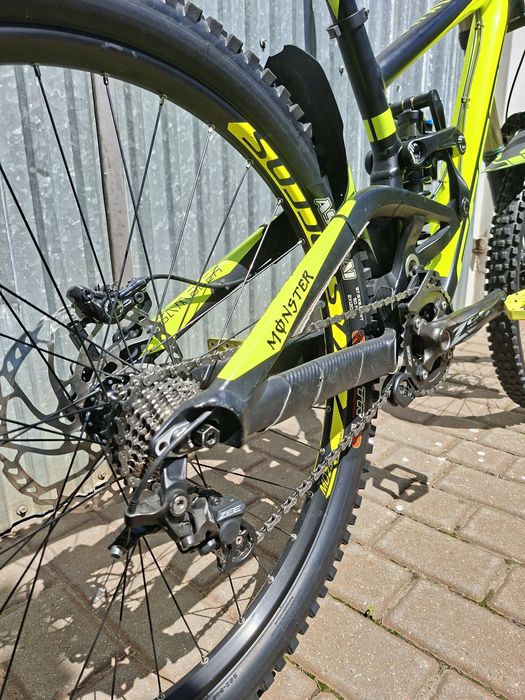 Scott gambler 720 (specialized trek santa cruz yt tues commenca yeti)
